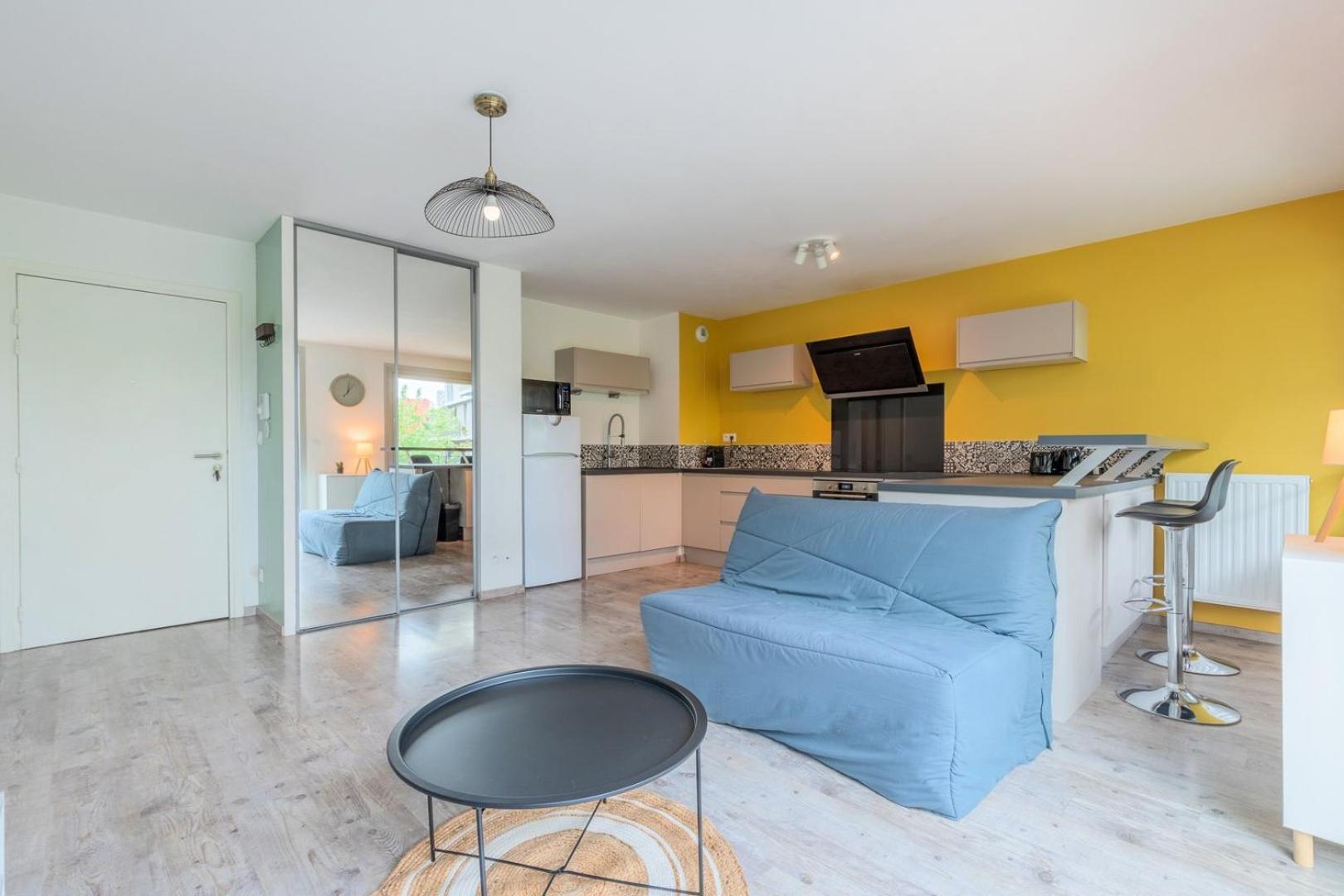 Apartment Near Metro With Parking & Balconies Λιλ Εξωτερικό φωτογραφία